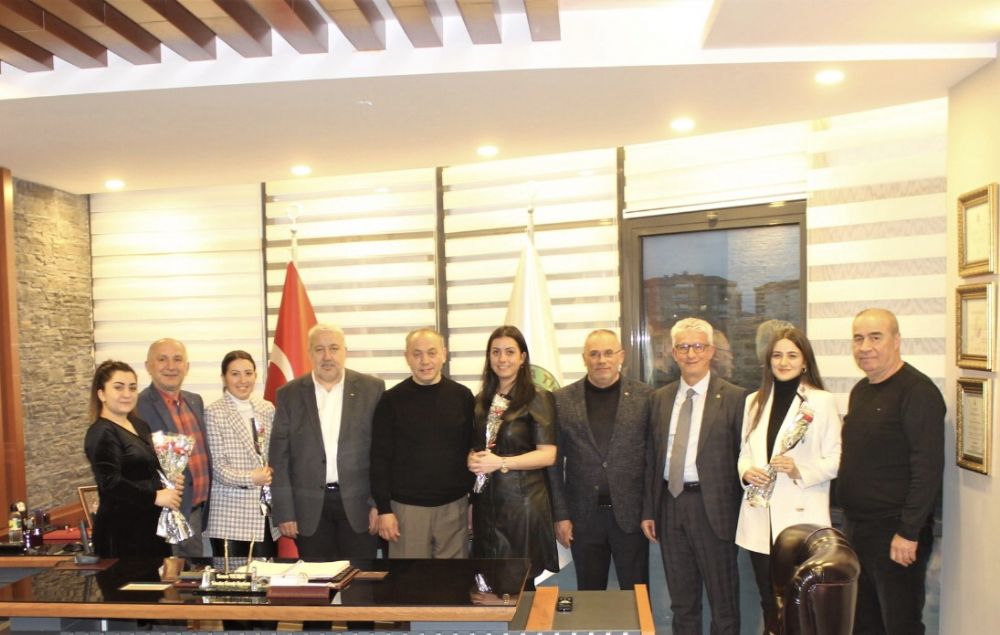 Başkan YILMAZ Personelin Kadınlar Gününü Kutladı