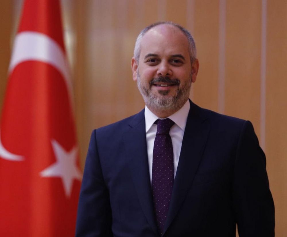 Başkan YILMAZ'dan Başdanışman Kılıç'a Tebrik