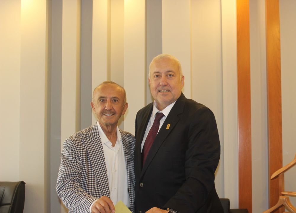 500 Büyük Sanayi Kuruluşu Listesine Giren Özyılmaz’a Tebrik