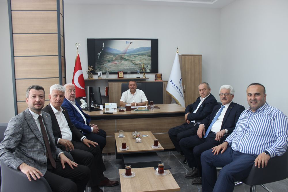 ÇTB Heyetinden Çarşamba Tapu Müdürü'ne Ziyaret
