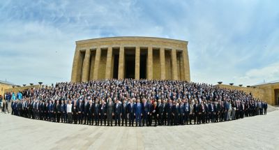 Odalar ve Borsalar Ata’nın Huzurunda Saygı Duruşunda