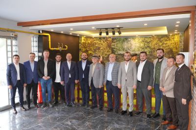 İş İnsanı Mithat Yılmaz'dan Başkan Yılmaz ve Meclisine Ziyaret