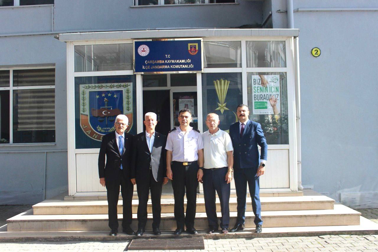 ÇTB’den Jandarma'nın 185. Yıldönümünde Komutan Çelik’e Ziyaret ÇTB’den Jandarma'nın 185. Yıldönümünde Komutan Çelik’e Ziyaret