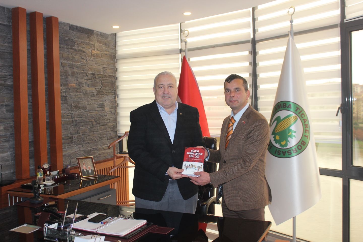 Gürcü Derneği Başkanı SEMİZ’den Başkan YILMAZ’a Ziyaret