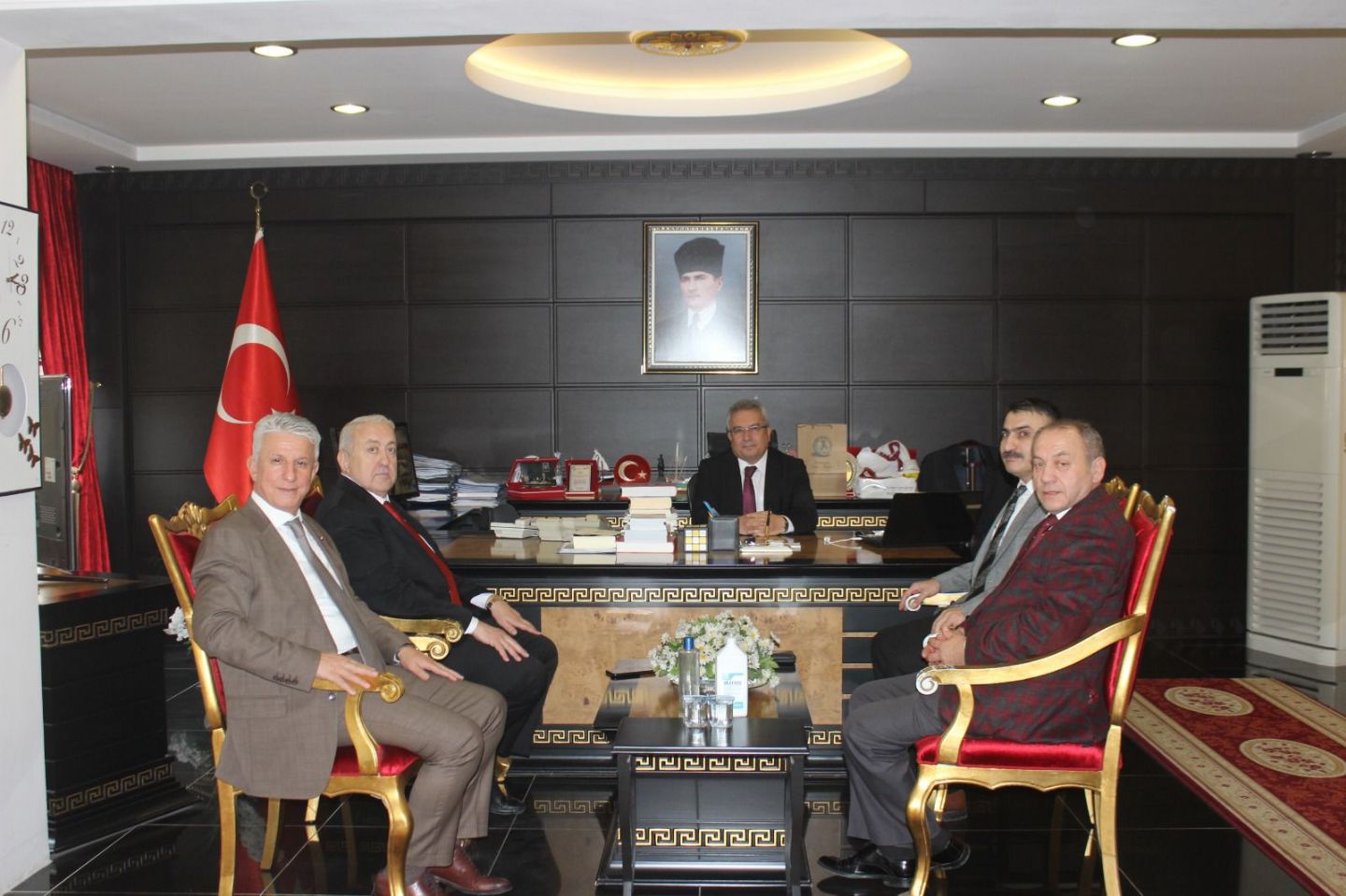 Başkan YILMAZ’dan Kaymakam YILDIRIM’a İadeiziyaret