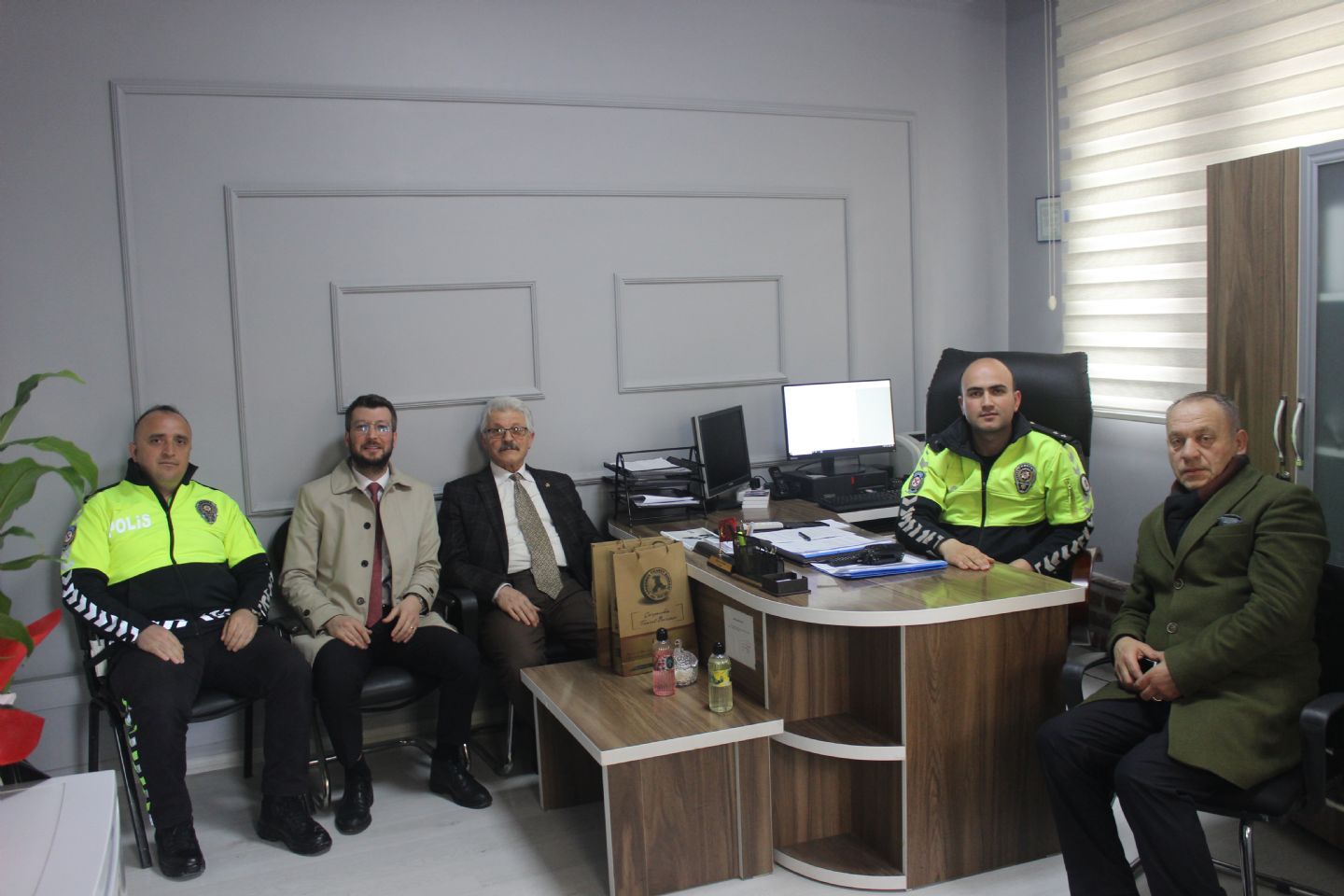Çarşamba Ticaret Borsası’ndan Polis Haftası Ziyareti