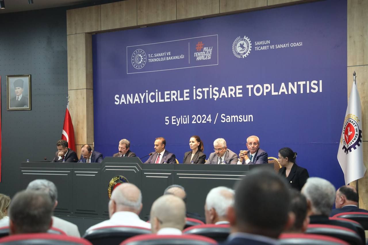 Sanayi ve Teknoloji Bakanı Kacır Samsun'sa Sanayicilerle Buluştu