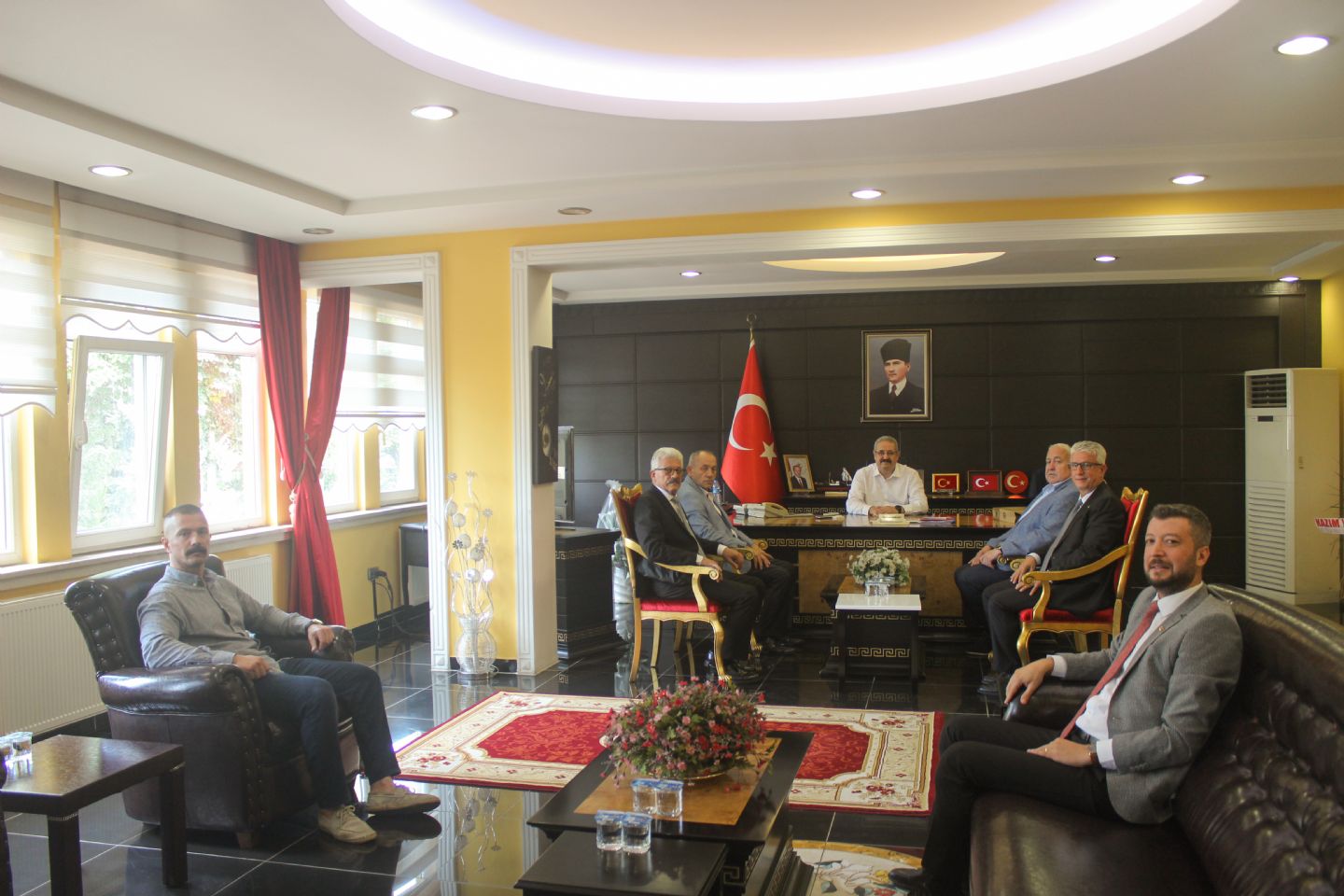 Başkan Yılmaz'dan Çarşamba Kaymakamı Sağlam'a Ziyaret