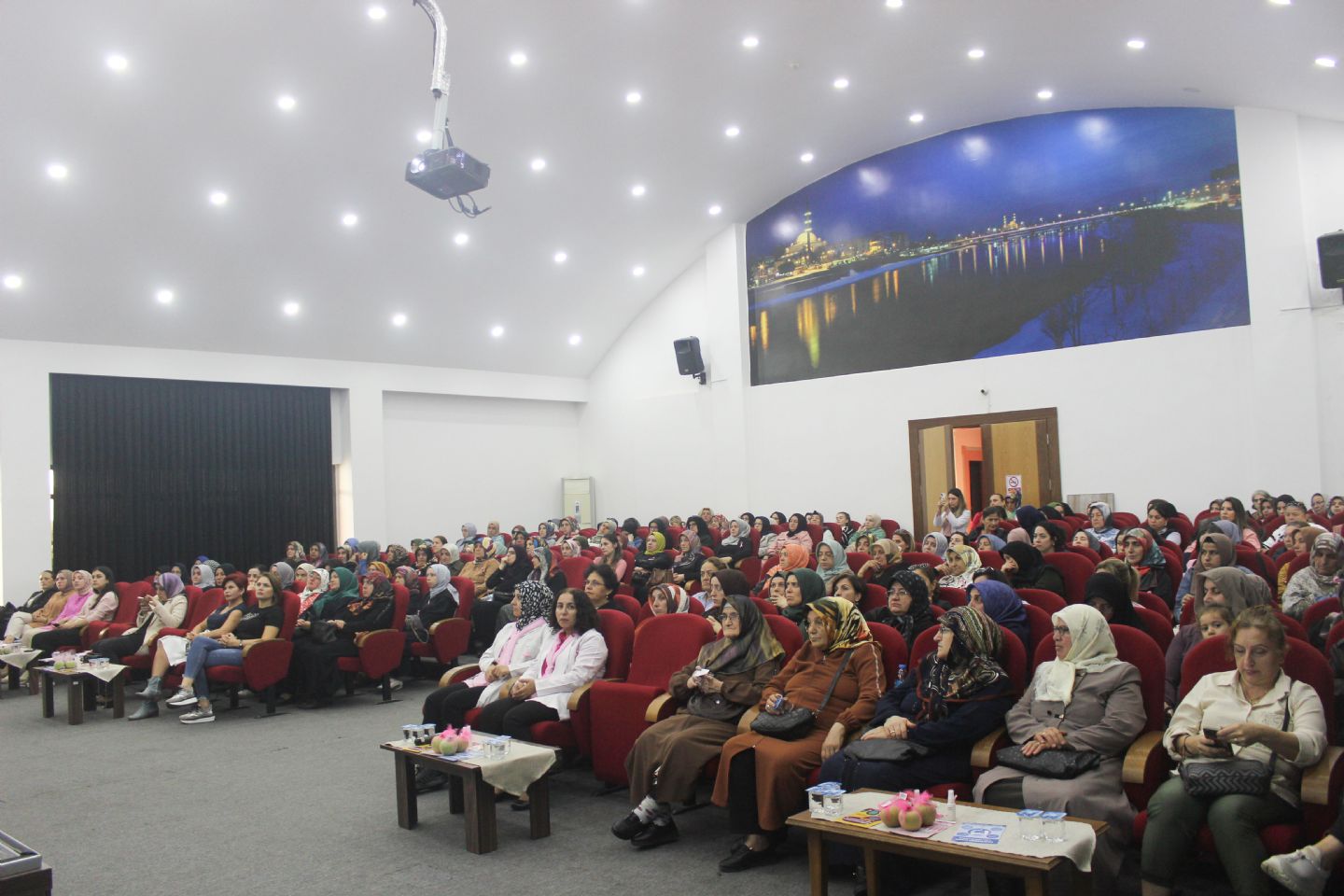 Çarşamba'da Meme Kanseri Farkındalık Semineri Düzenlendi